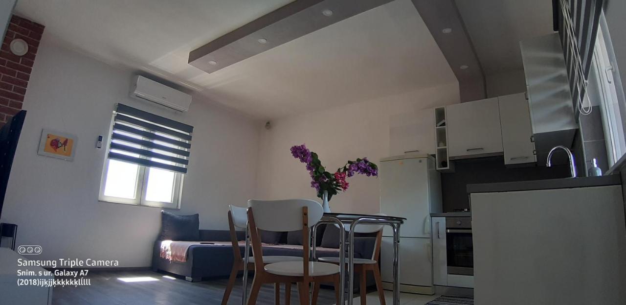 Katarina Apartamento Pakoštane Exterior foto